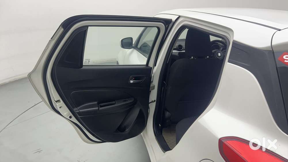 Maruti Suzuki Swift Vvt Vxi, 2022, Petrol