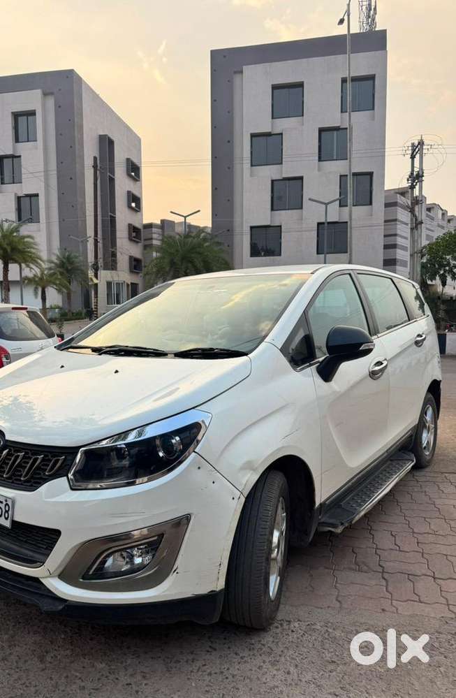 Mahindra Marazzo Diesel 2018