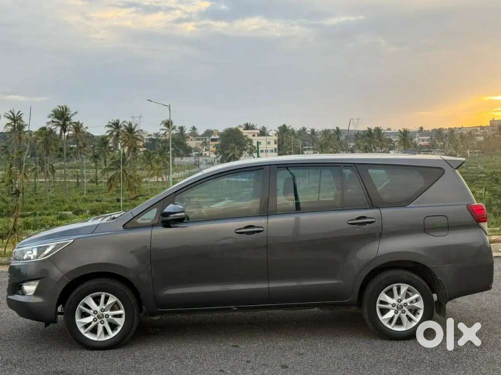 Toyota Innova Crysta 2.4gx 7str 2018 Model