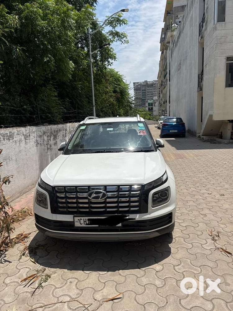 Hyundai Petrol Car 2022