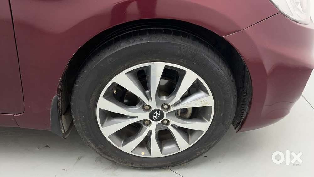 Hyundai Verna Fluidic 1.6 Vtvt Sx Automatic, 2013, Petrol