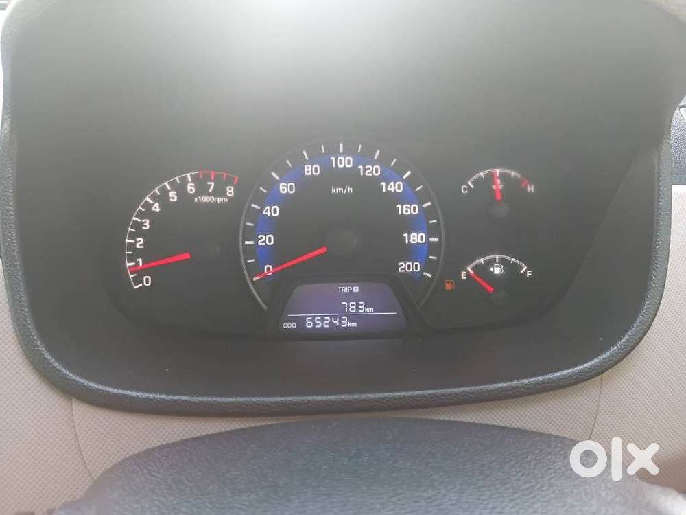 Hyundai Xcent 1.2l Kappa Dual Vtvt 5-speed Manual Base, 2014, Petrol