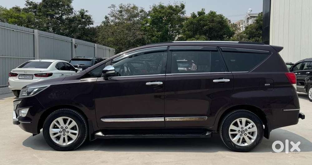 Toyota Innova Crysta