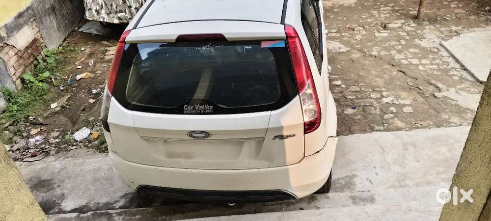 Ford Figo Petrol Exi 2015
