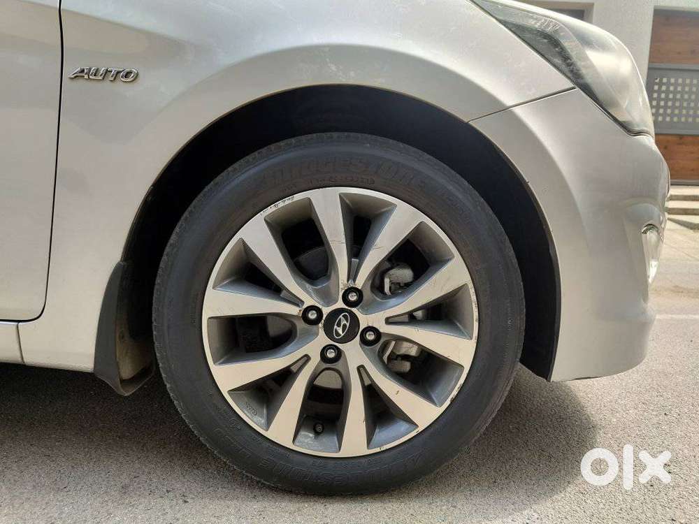 Hyundai Verna Sx(o) Petrol At, 2015, Petrol