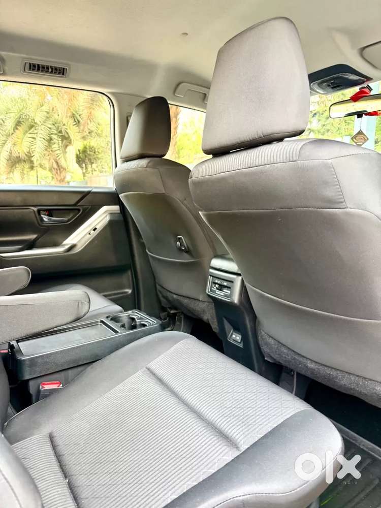 Toyota Innova Hycross 2.0 Gx 7 Str, 2025, Petrol