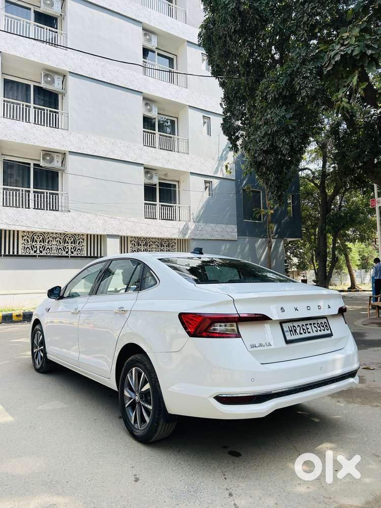 Skoda Slavia 1.0 Tsi Style At, 2022, Petrol