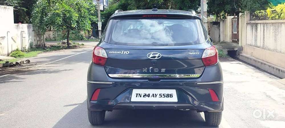 Hyundai Grand I10 Nios Amt Sportz, 2022, Petrol