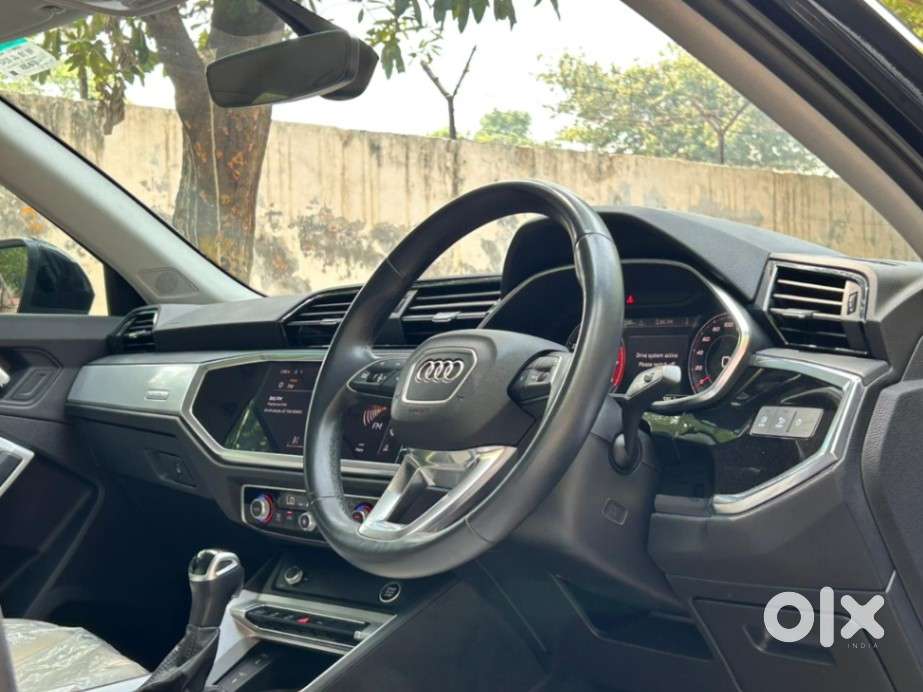 Audi Q3 Sportback Premium Plus, 2024, Petrol