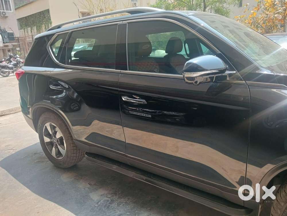 Mahindra Alturas G4 2021 Diesel