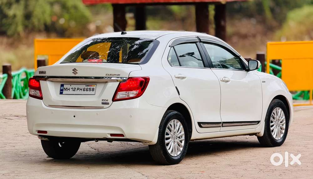 Maruti Suzuki Swift Dzire Amt Zdi, 2017, Diesel