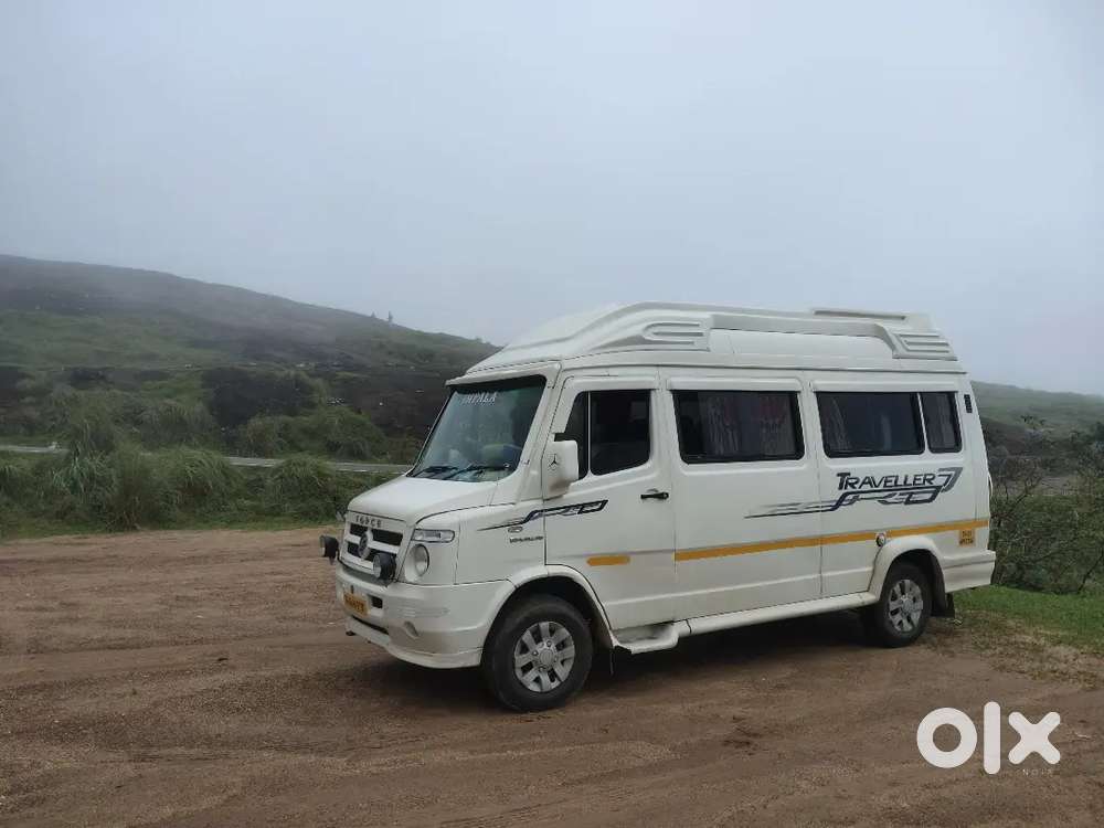 Force Motors Tempo Traveller 2012(ac)