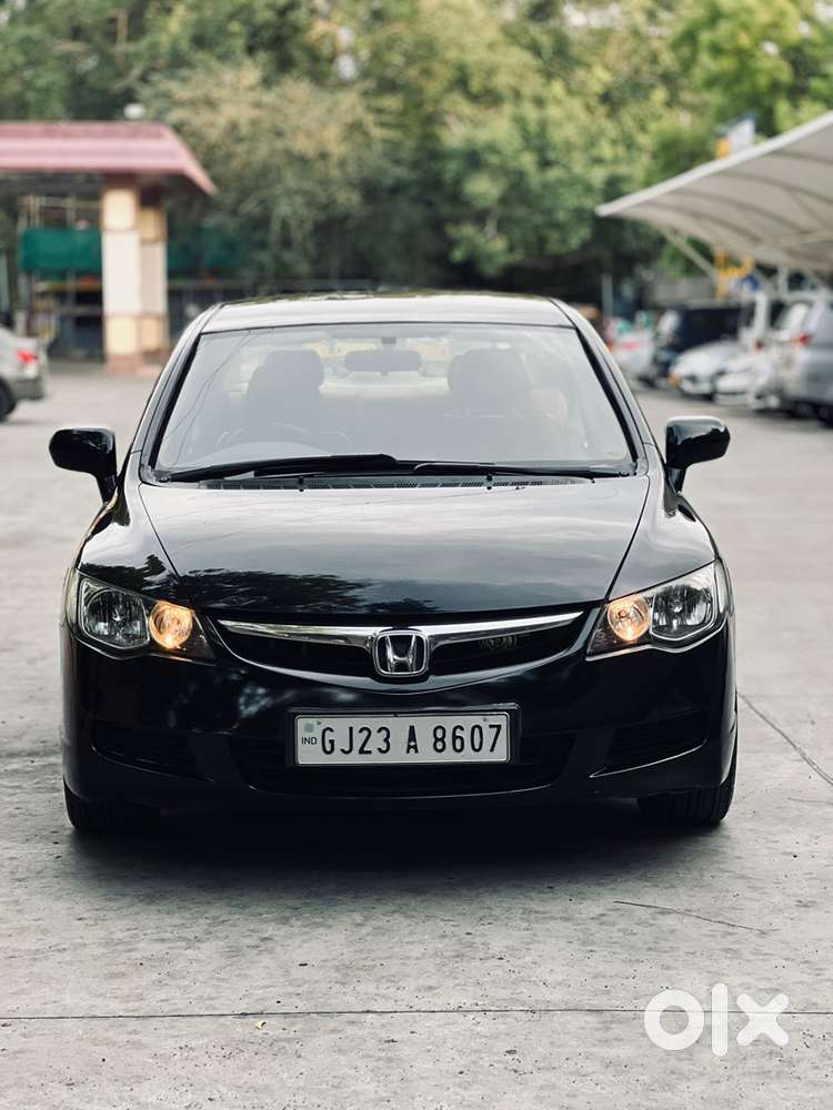 Honda Civis Crystal Black (showroom Service)