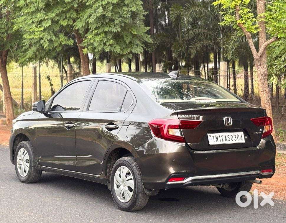 Honda Amaze, 2022, Petrol