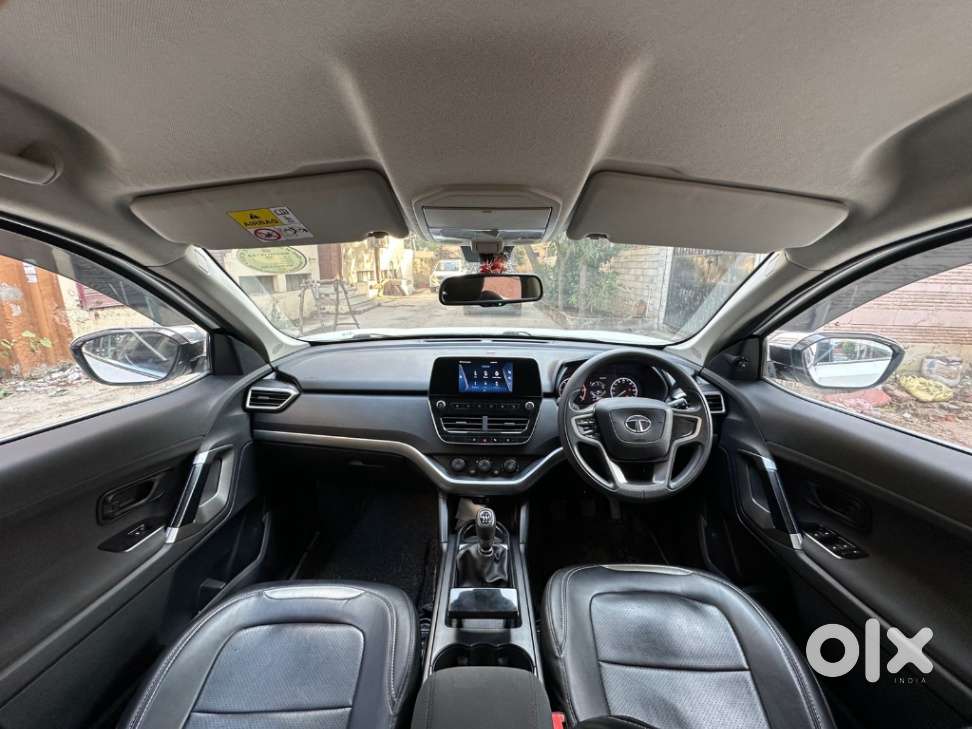 Tata Harrier Xe, 2022, Petrol
