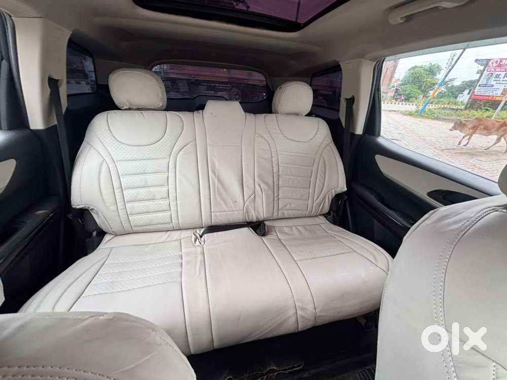 Mahindra Xuv700 Petrol Manual 2022