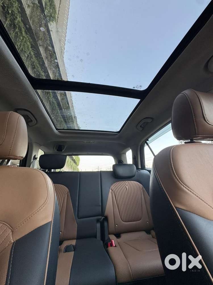 Hyundai Alcazar Platinum, 2025, Petrol