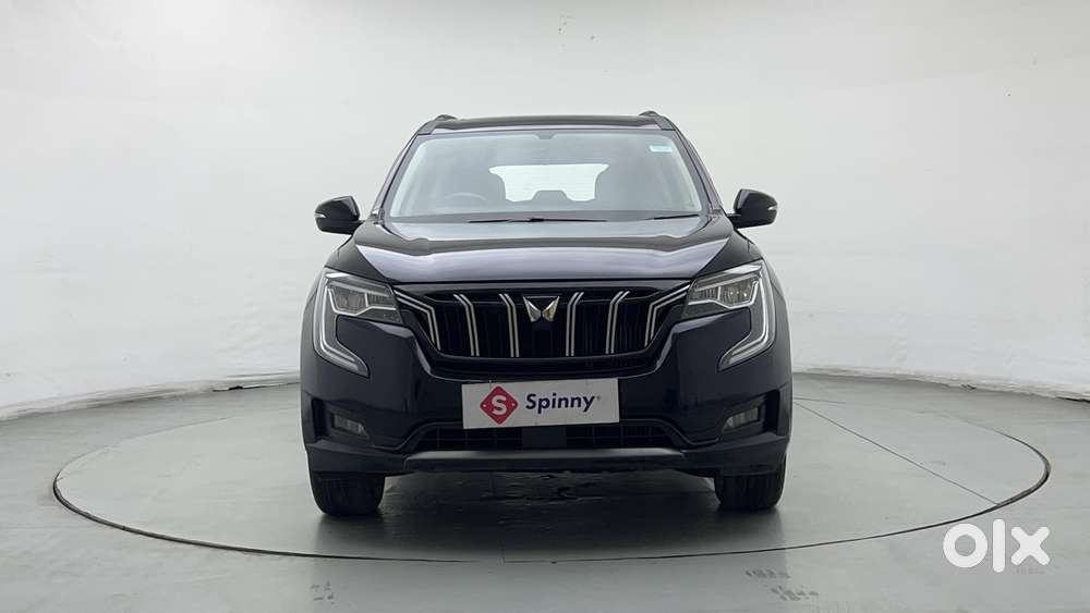 Mahindra Xuv700 2.0 Ax 5 Petrol Mt Str, 2023, Petrol