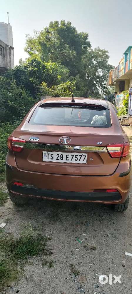 Tata Tigor Topend