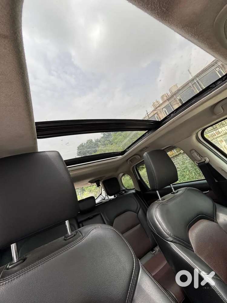 Maruti Suzuki Grand Vitara 1.5 Alpha Smart Hybrid At, 2022, Petrol