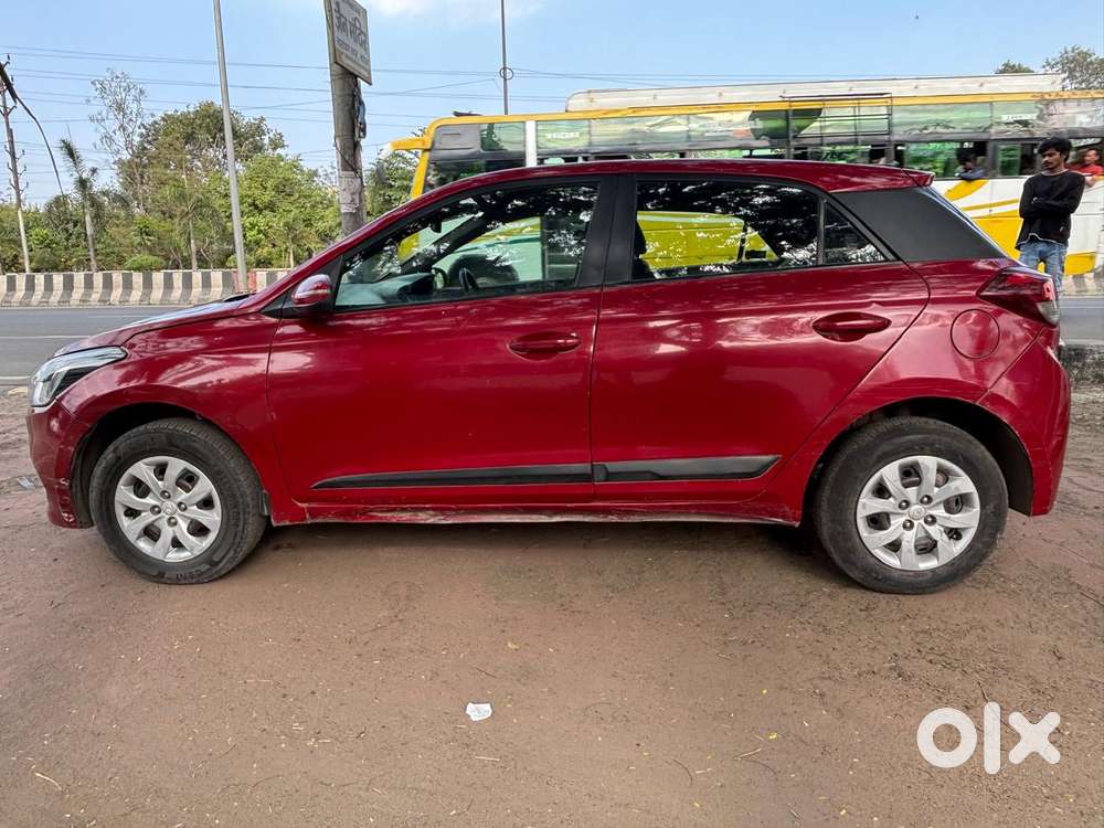 Hyundai I20 Sportz 1.2 Vtvt, 2015, Petrol