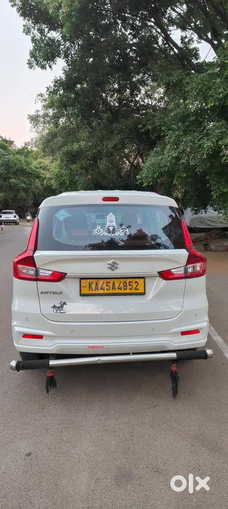 Maruti Suzuki Ertiga 2022-2023 Vxi Cng, 2024, Cng & Hybrids