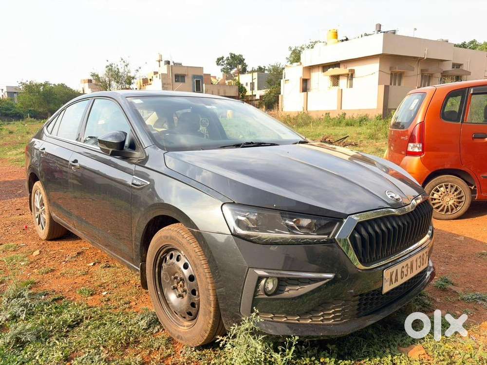 Skoda Slavia 2022 Petrol Well Maintained