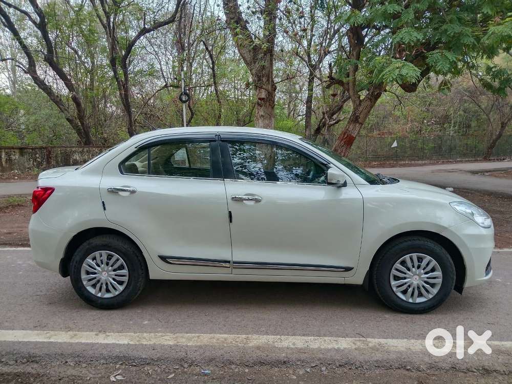 Maruti Suzuki Swift Dzire Vxi(o) Mt, 2022, Petrol