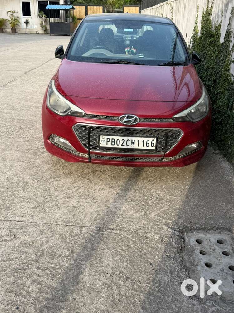 I20 Top Model Manual Push Button Start