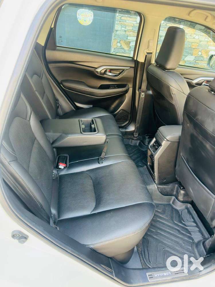 Hyryder V Neo Drive Automatic