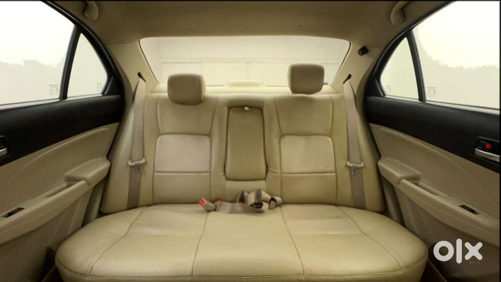 Maruti Suzuki Dzire 1.2 Vxi Amt, 2017, Petrol
