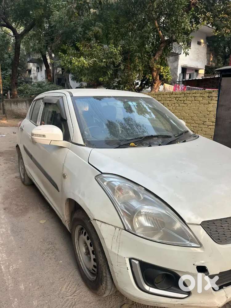 Maruti Suzuki Swift 2015 Petrol 75000 Km Driven