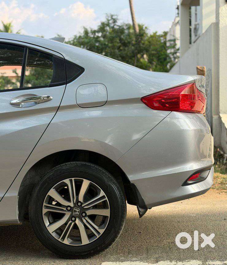 Honda City 1.5 V 4th Gen I-vtec Mt, 2021, Petrol
