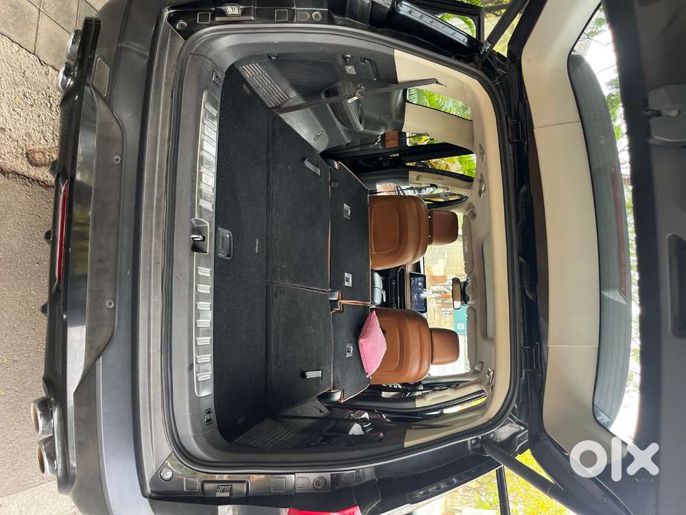 Luxurious Family Car With Adas