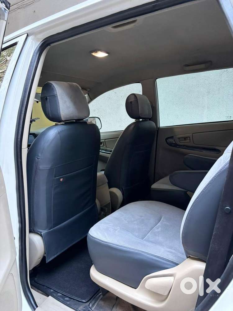 Toyota Innova 2012 Diesel Well Maintained