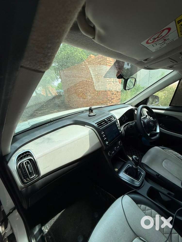 2022 Hyundai Creta Ex Petrol  White  All Original Paint
