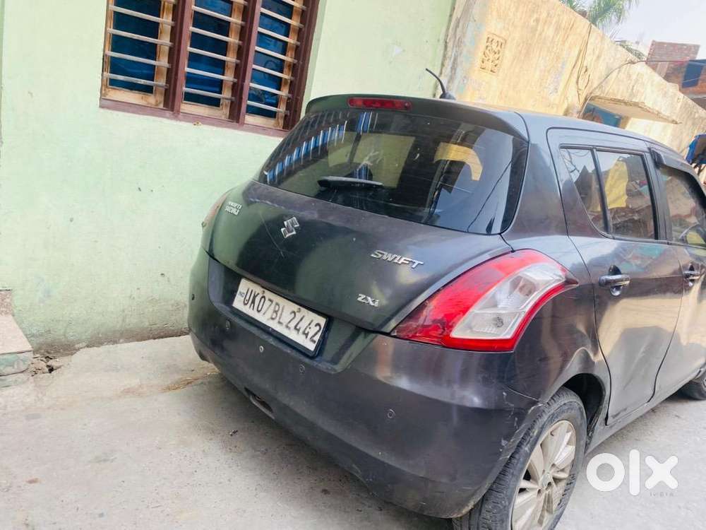 Maruti Suzuki Swift 2015 Petrol 85000 Km Driven