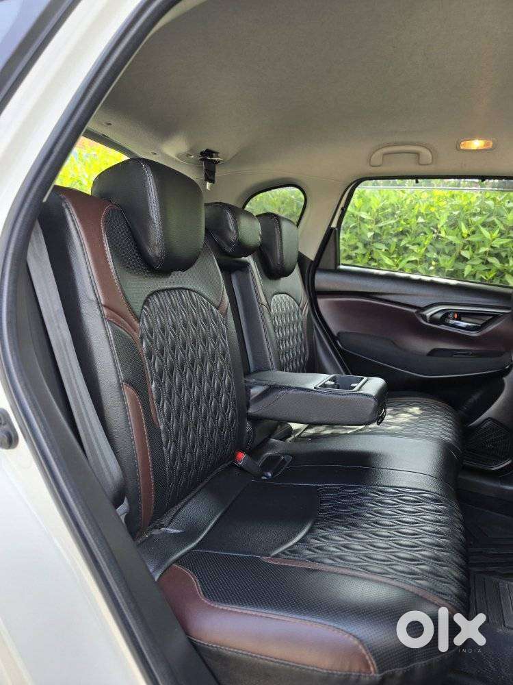 Maruti Suzuki Grand Vitara 1.5 Sigma Smart Hybrid, 2025, Petrol