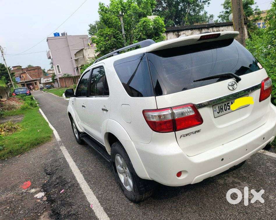 Toyota Fortuner 4x4 Mt, 2012, Diesel
