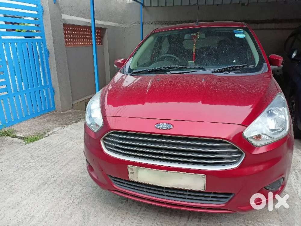 Ford Figo Titanium Mt 2016