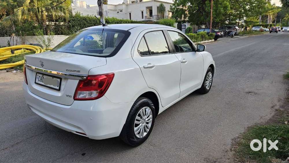 Maruti Suzuki Swift Dzire Vxi Optional, 2018, Petrol
