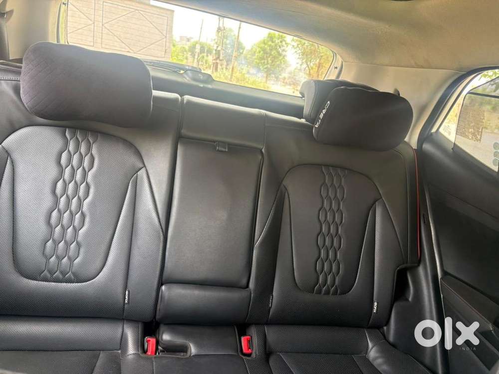 2020 Hyundai Petrol With 64500 Km