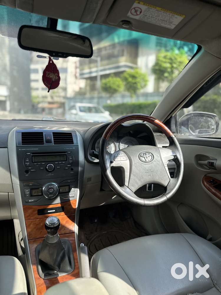 Toyota Corolla Altis 2010-2013 G, 2010, Petrol