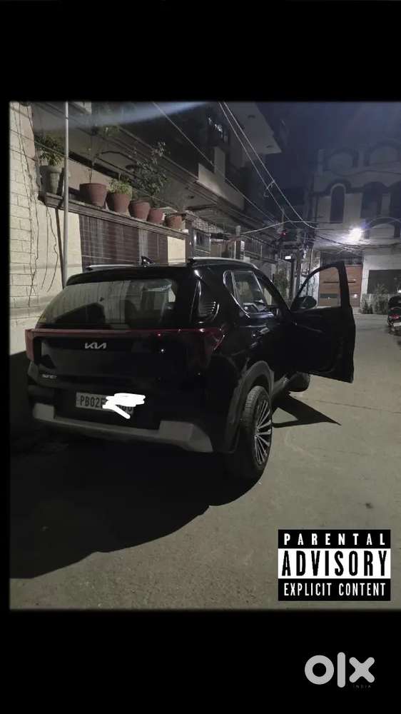 Kia Sonet 2024 Petrol Showroom Condition