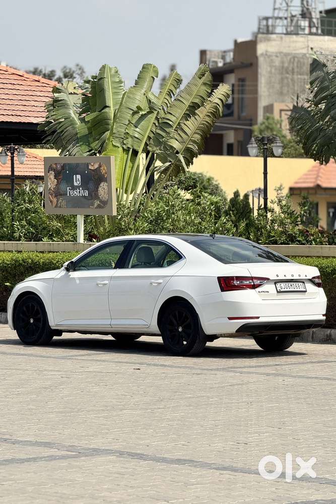 Skoda Superb 2.0 L&k Tsi At, 2018, Petrol