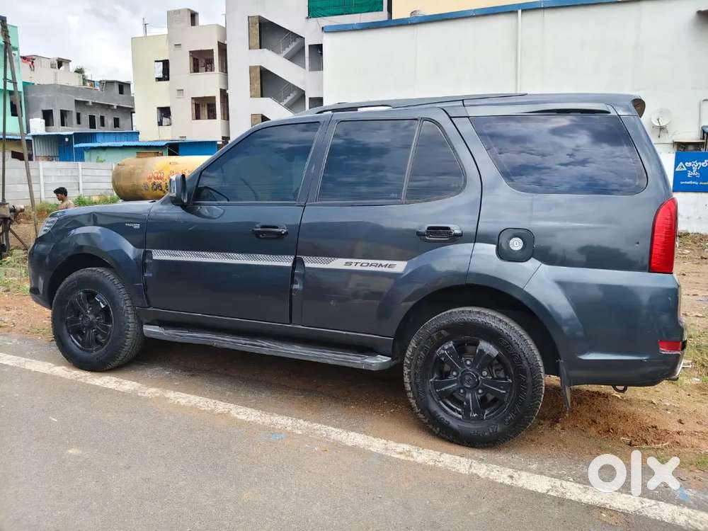 Tata Safari Storme 2016 Diesel Manual Car