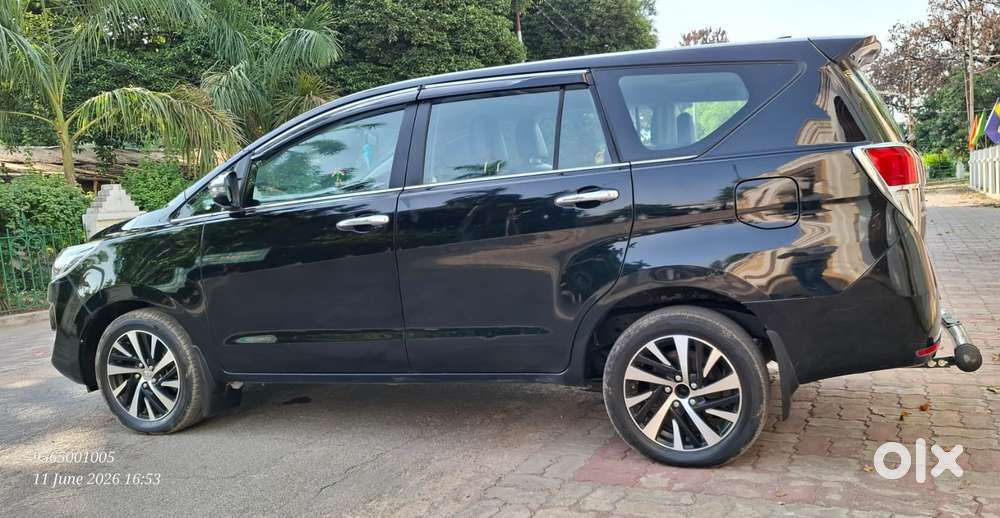 Toyota Innova Crysta 2.4 Z 7 Str, 2024, Diesel