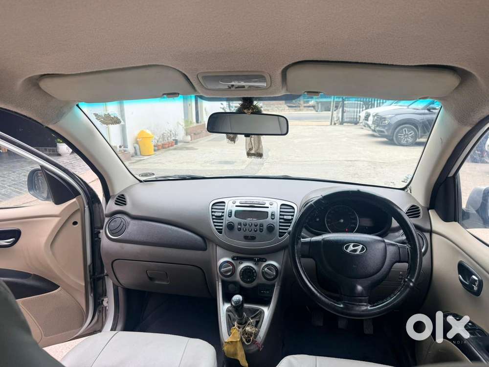 Hyundai I10 Sportz, 2011, Petrol