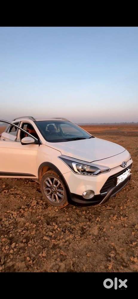 Hyundai I20 Active 2018 Petrol Well Maintained