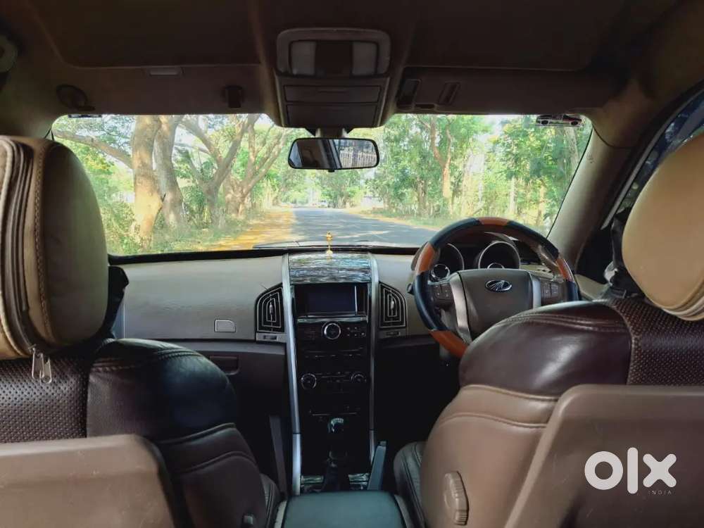 Mahindra Xuv500 2wd 2015